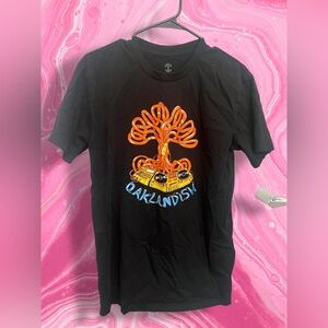 Oaklandish Graphic T-Shirt | Black‎ | Oakland Tree Design